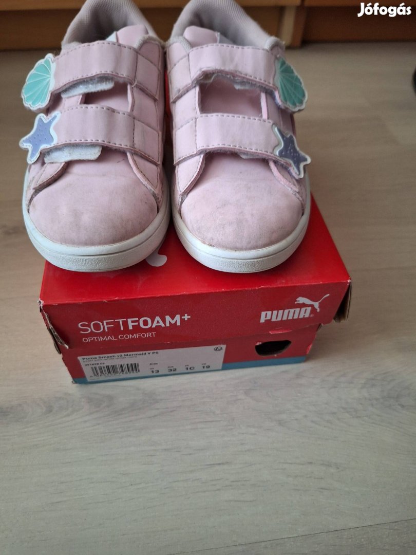 32-es Puma cipő