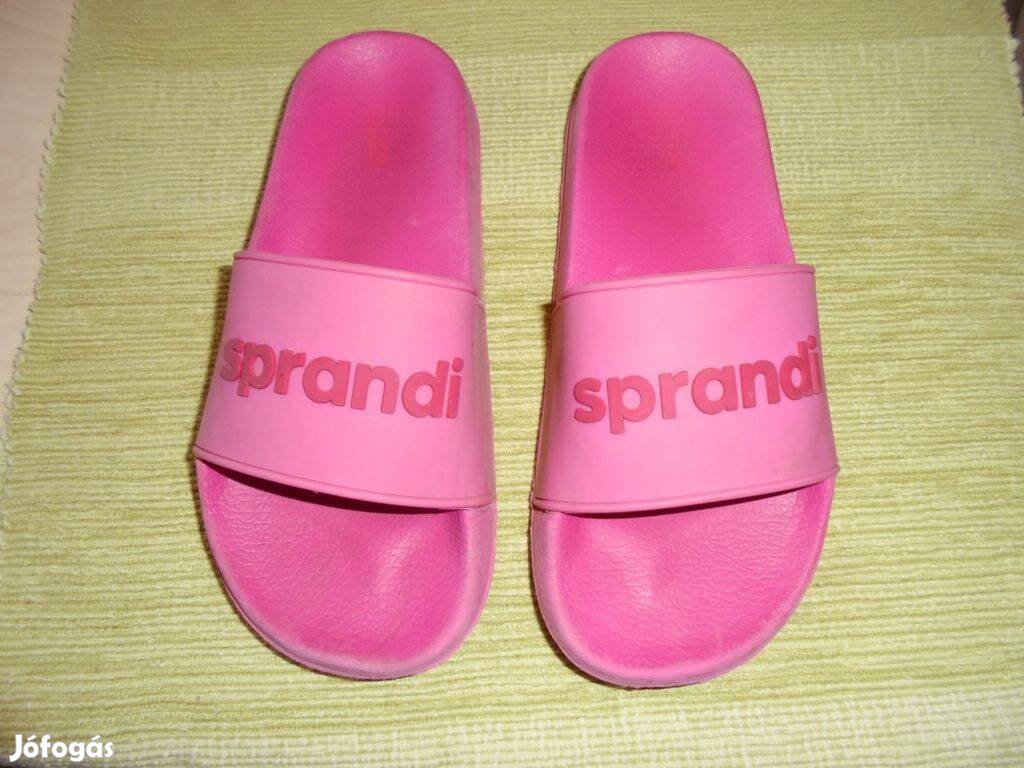 32-es Sprandi lány papucs