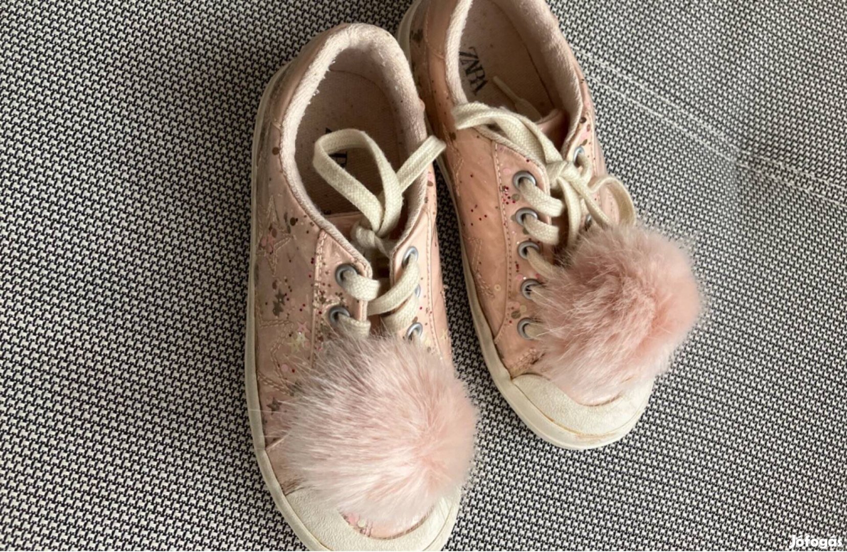 32-es csini Zara kislány cipő