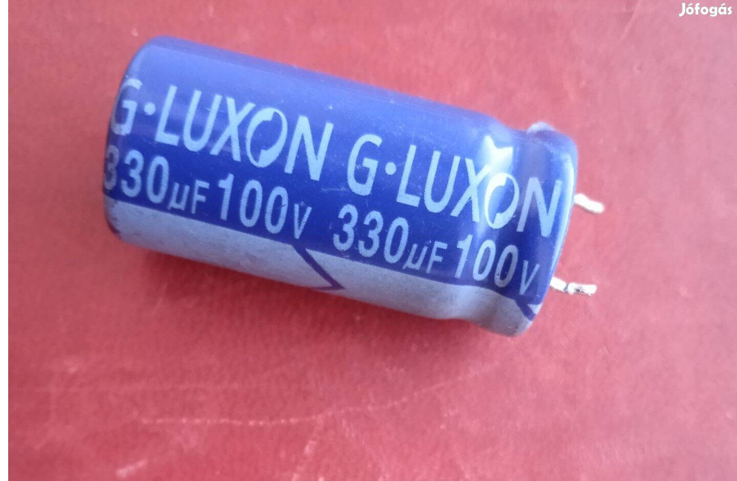 330 uF , 100 V DC G-Luxon kondenzátor , 30 x 15 mm
