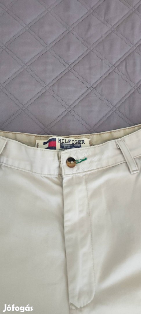 33 as minőségi Tommy Hilfiger rövidnadrág olcsón eladó 