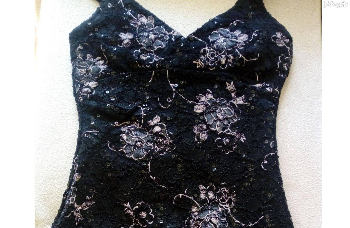34-36-os méretű fekete csipke ruha