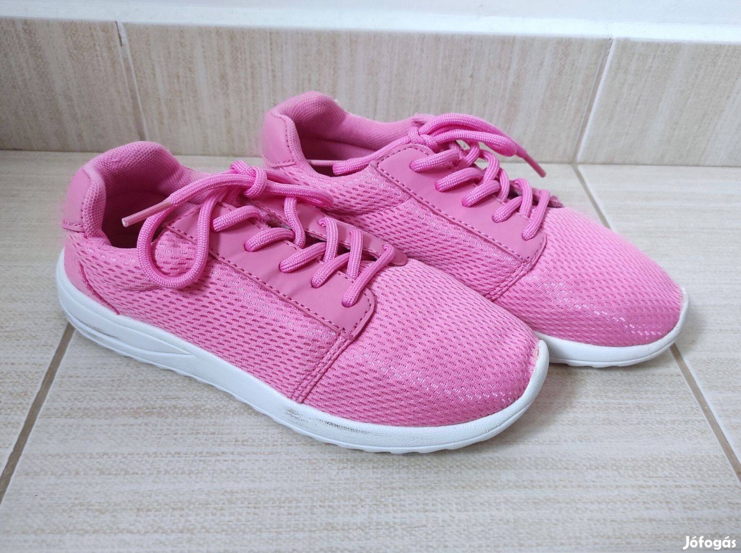 34-es F&F pink, könnyű cipő, sportcipő