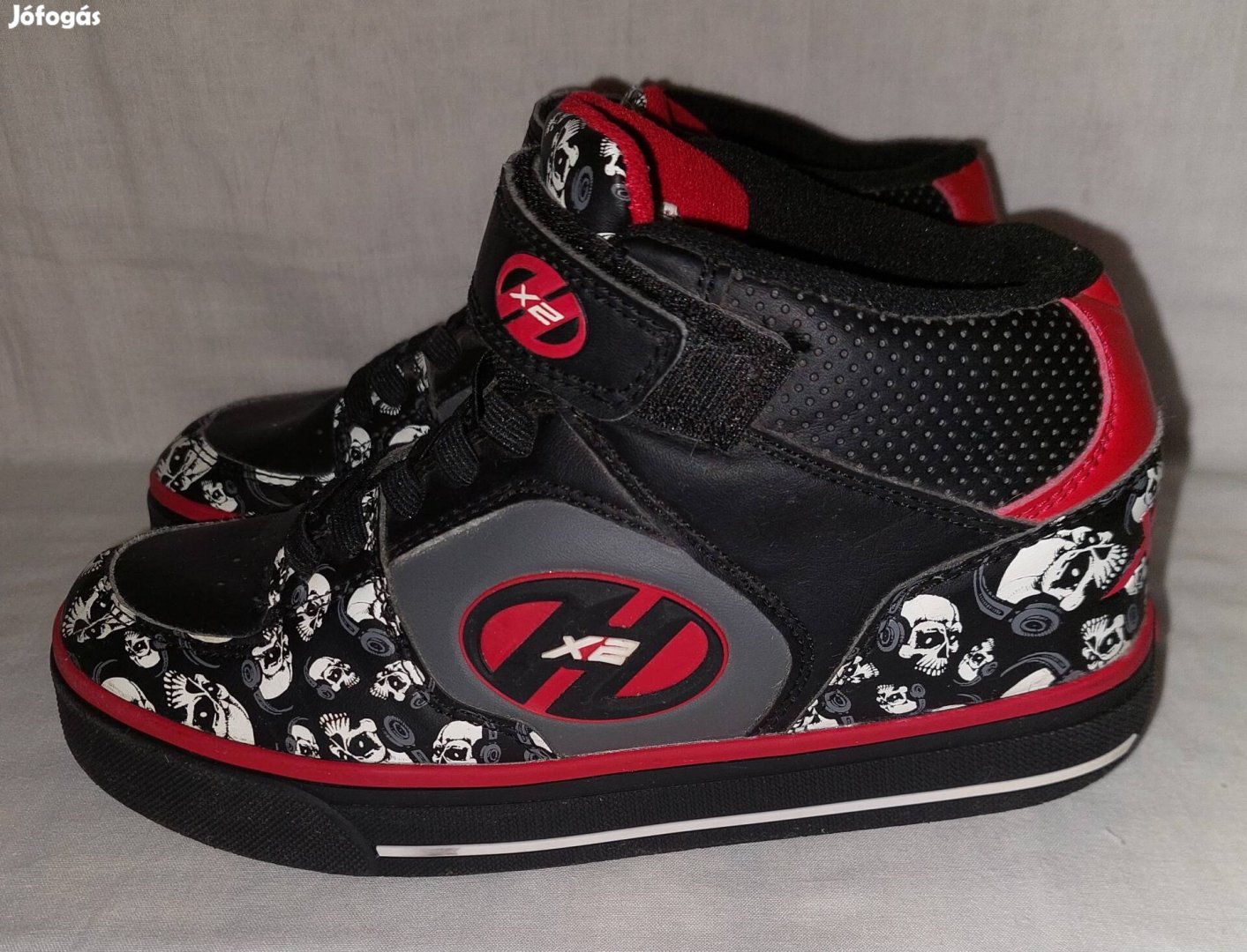 34-es Heelys X2 gurulós cipő