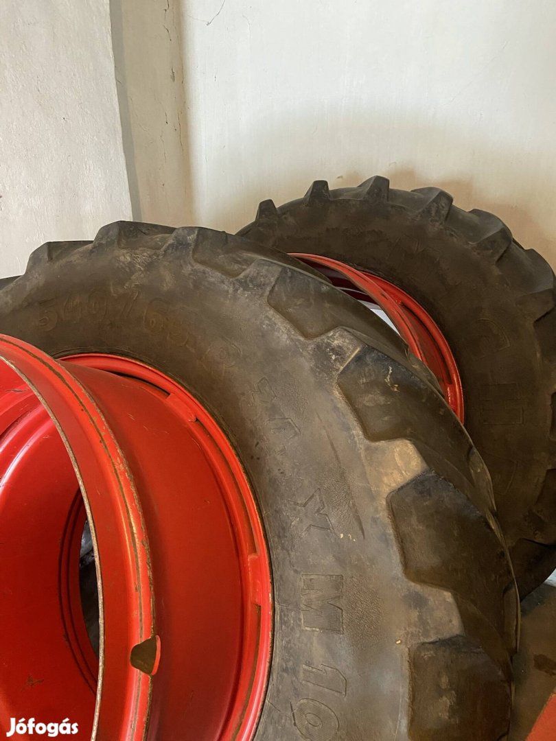 34-es ikerkerék garnitúra gumival, csatokkal, kompletten eladó