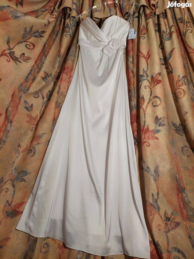 34-es menyasszonyi ruha szalagavató ruha báli ruha