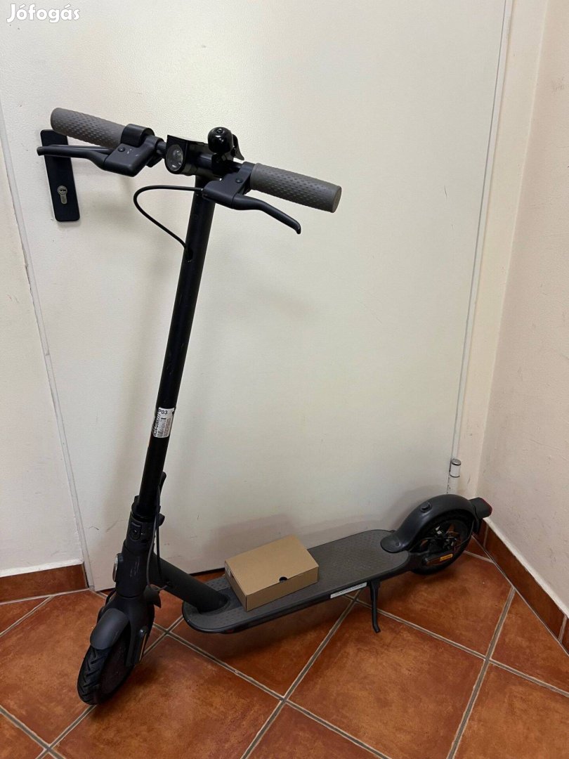 350km-et futott Xiaomi 1s elektromos roller 25km/h