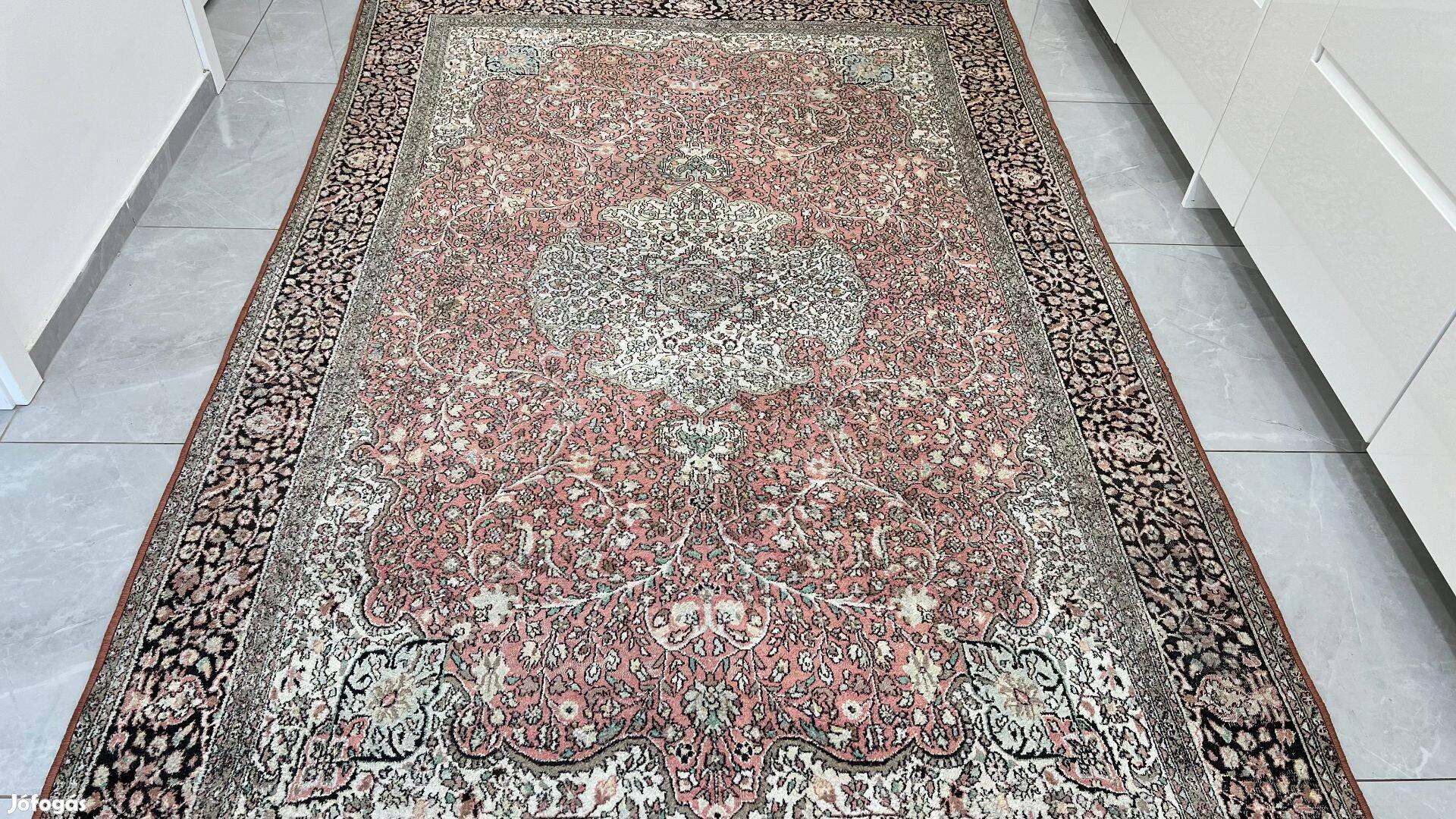 3629 Kasmíri hernyóselyem Isfahan kézi perzsa szőnyeg 175X277CM