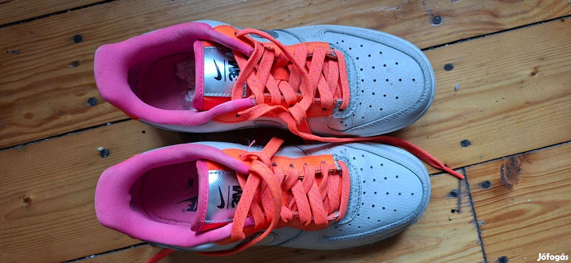 36.5 US 6 Nike Air Limitált széria