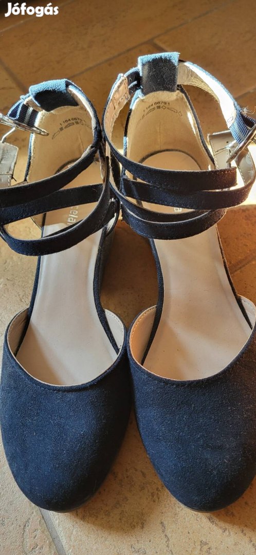 36 ős Graceland cipő