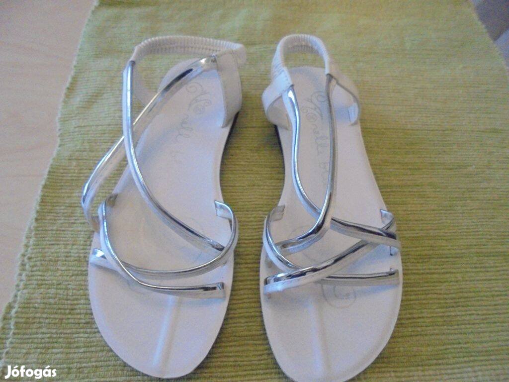 36-os Nelli blu fehér-ezüst újszerű alkalmi lány-női szandál