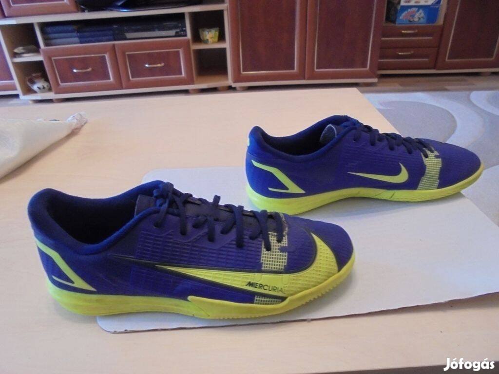 36-os Nike Mercurial edzőcipő teremcipő tornacipő sportcipő