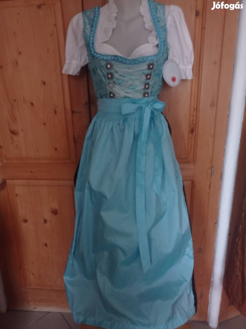 36-os új dirndl ruha köténnyel 