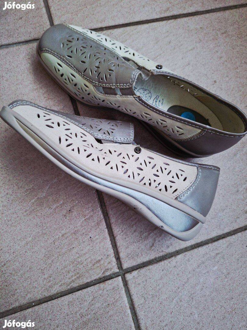 37-es ARA Új zselés talpú,tavaszi női bőrcipő