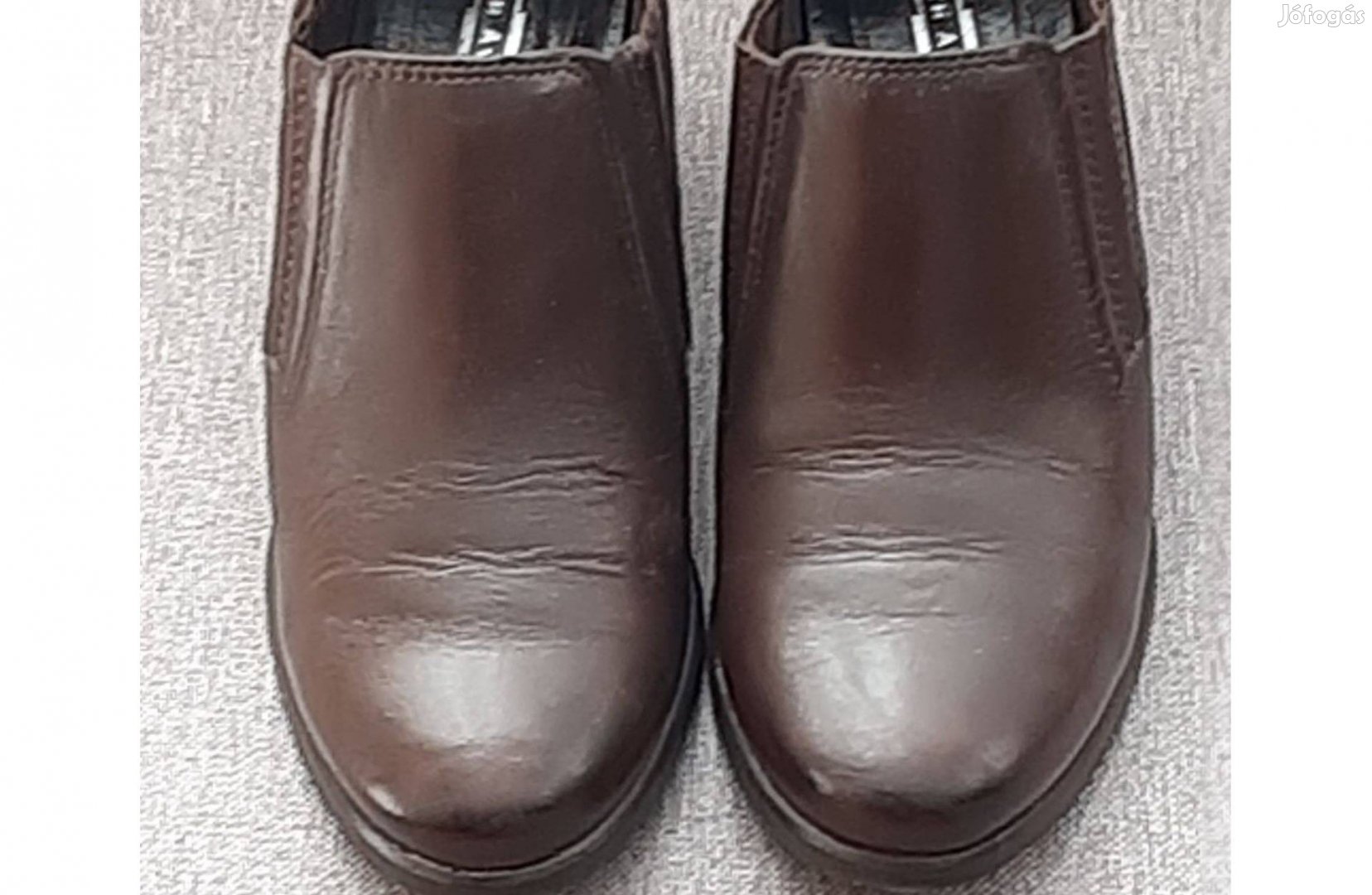 37-es női cipő eladó