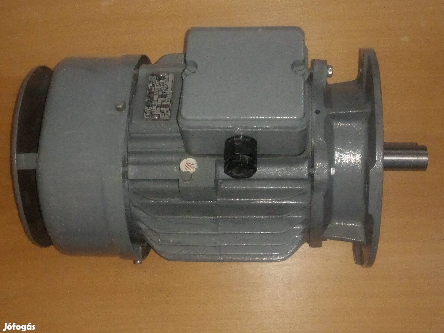 380220 V Peremes villanymotor