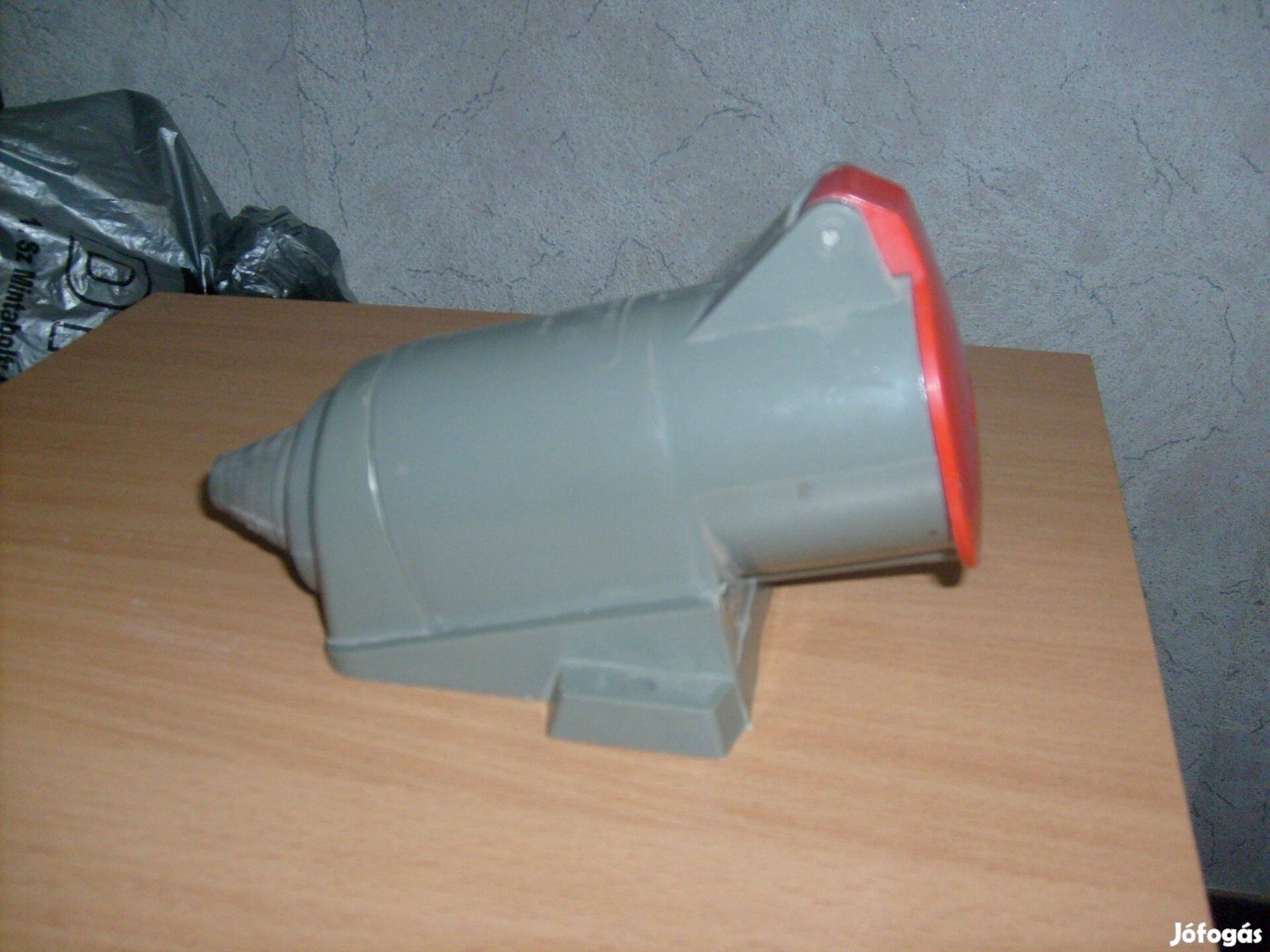 380 voltos dugaszoló aljazat