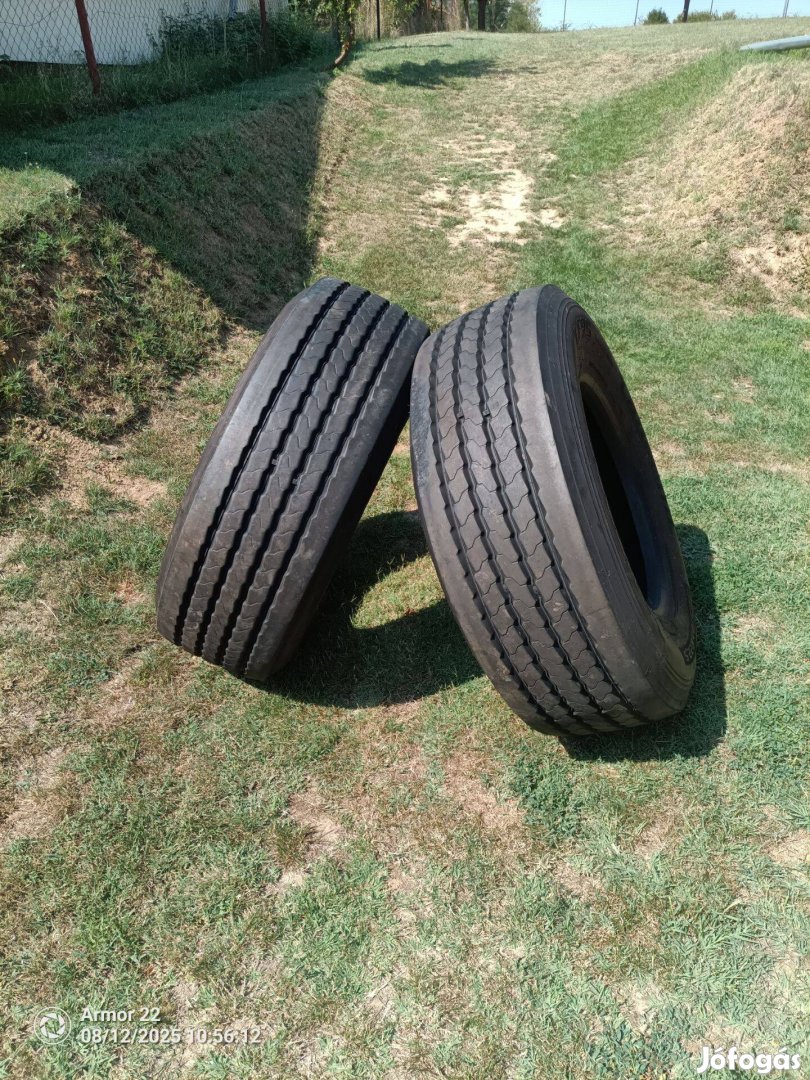 385/65R 22.5 Gumiabroncs