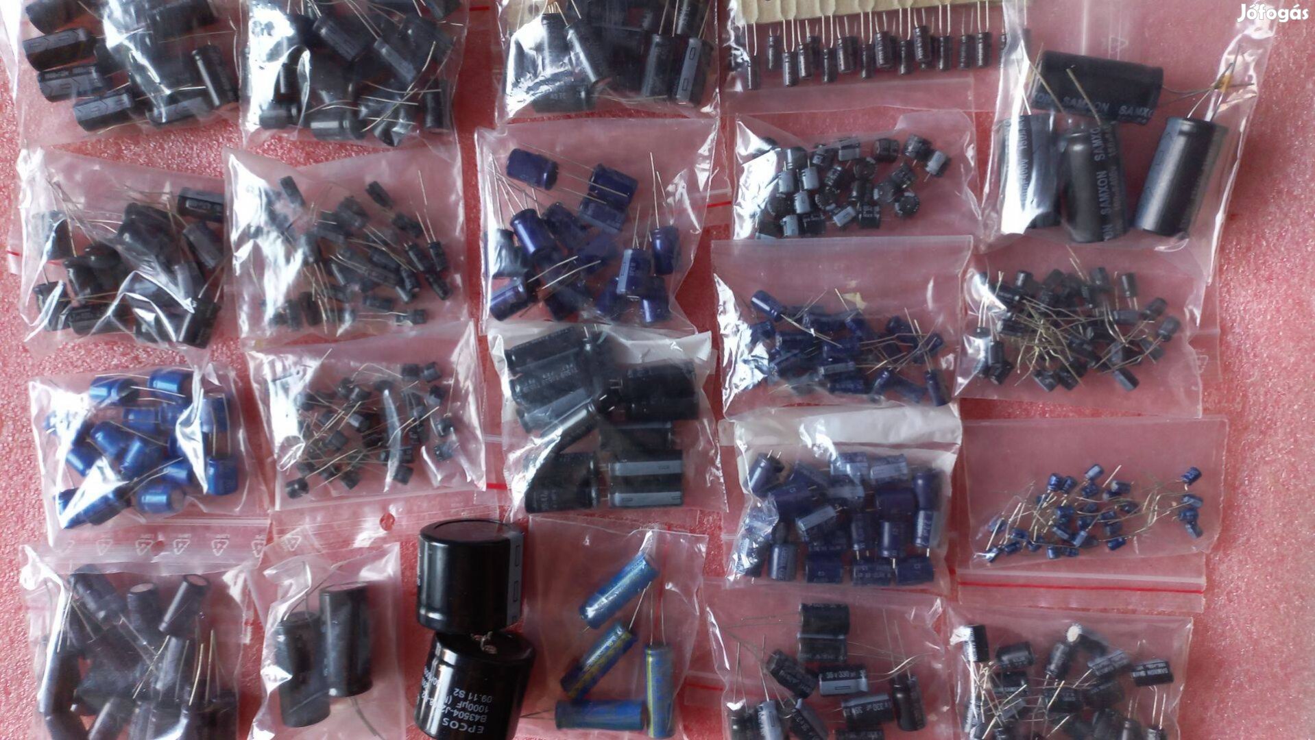 388db elektrolit kondenzátor