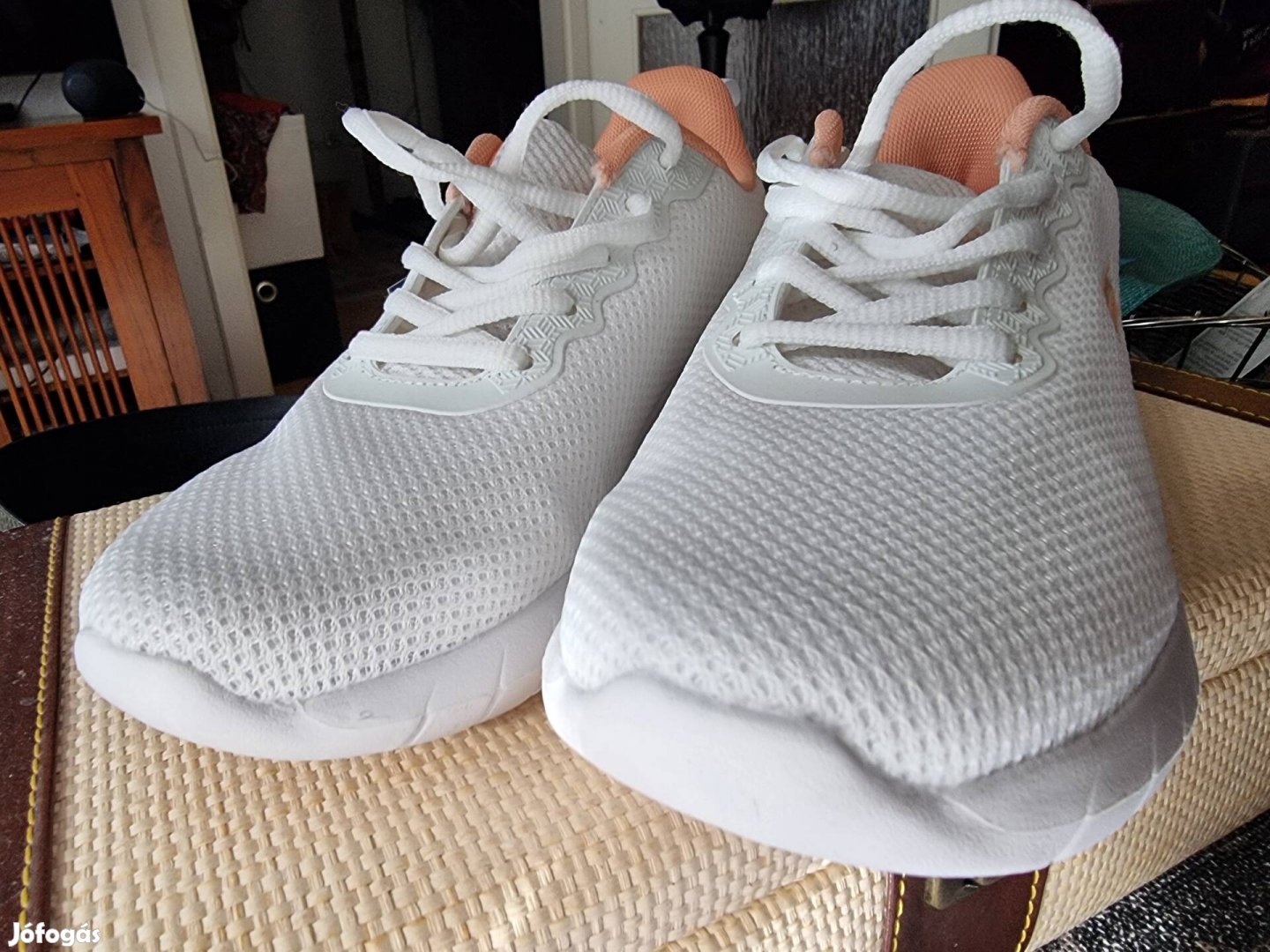 38 Slazenger sportcipo Új 