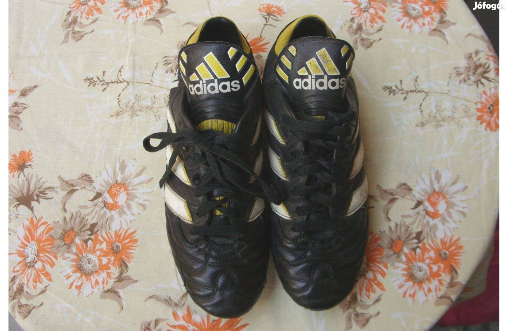 38-as Adidas bőr futballcipő, stoplis cipő