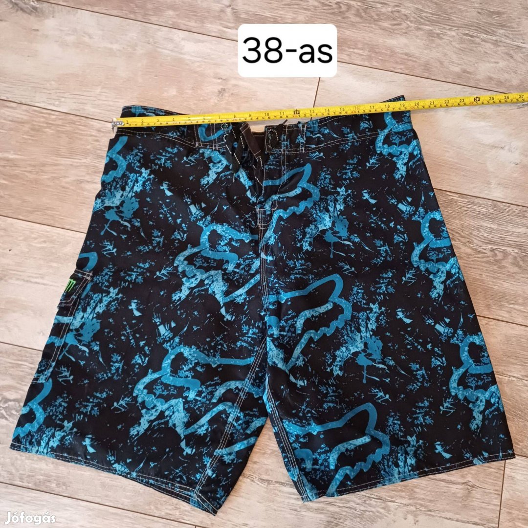 38-as Fox, DC, Cult boardshorts