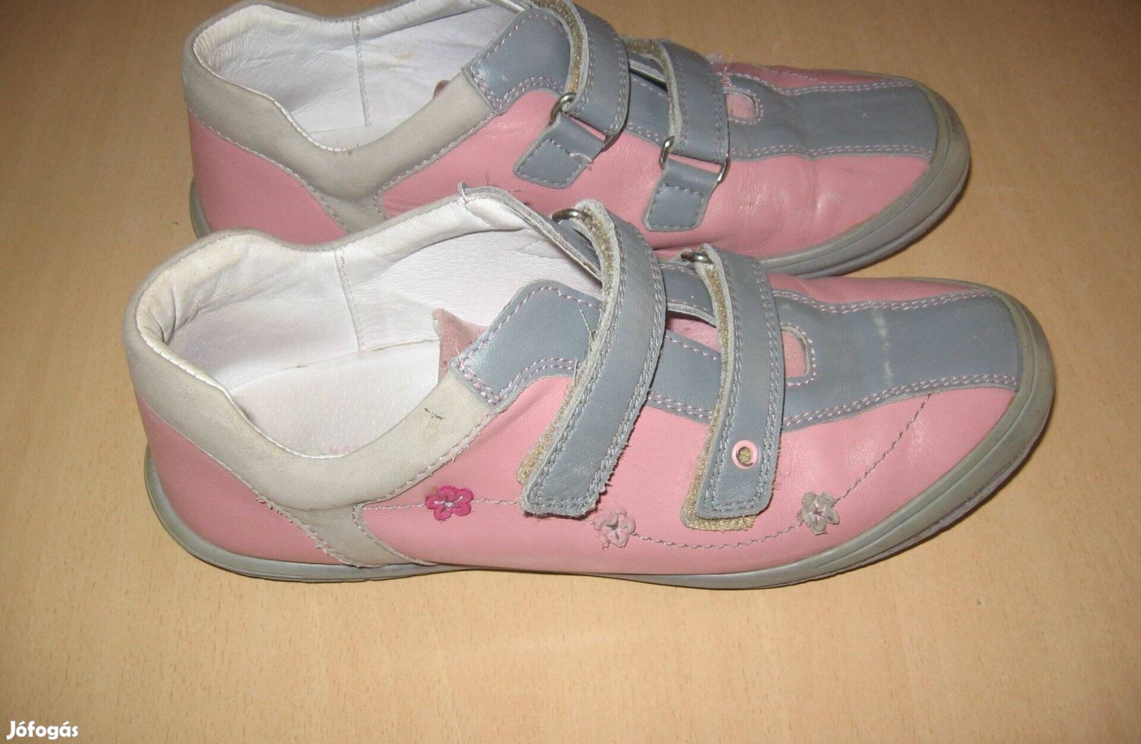 38-as Linea lányka bőrcipő