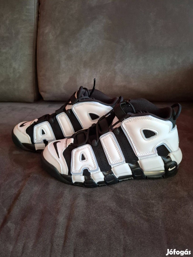 38-as Nike More Uptempo