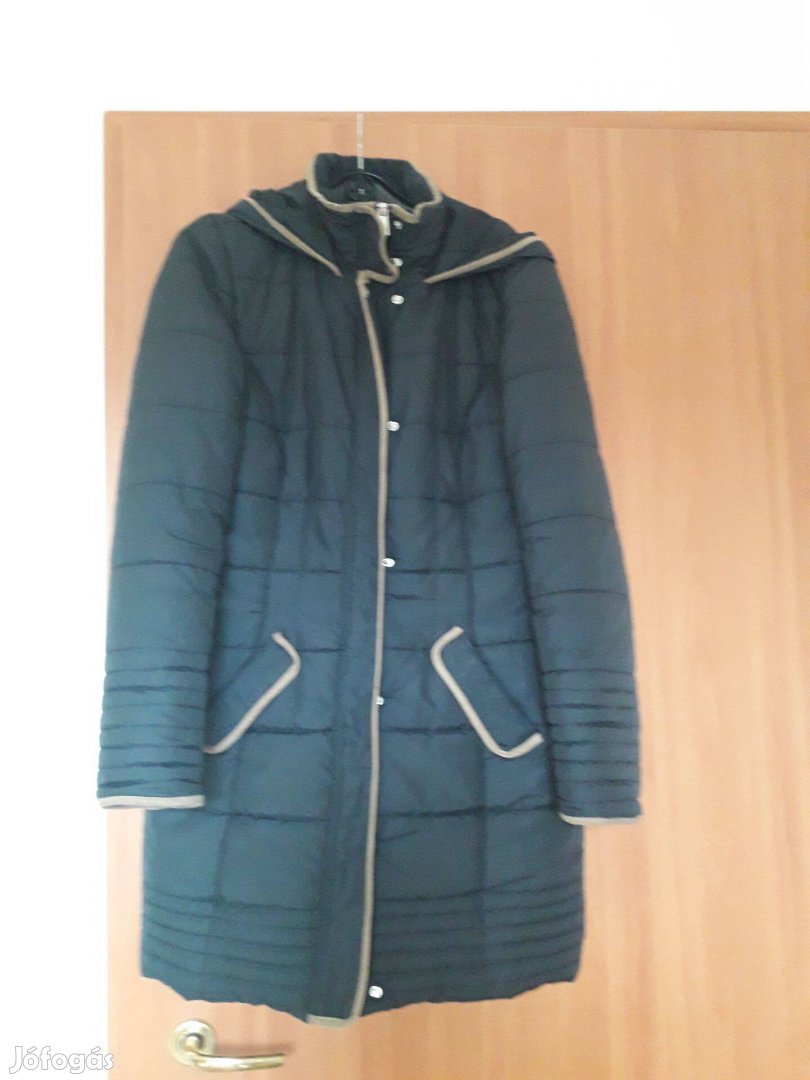 38-as Orsay kapucnis kabát