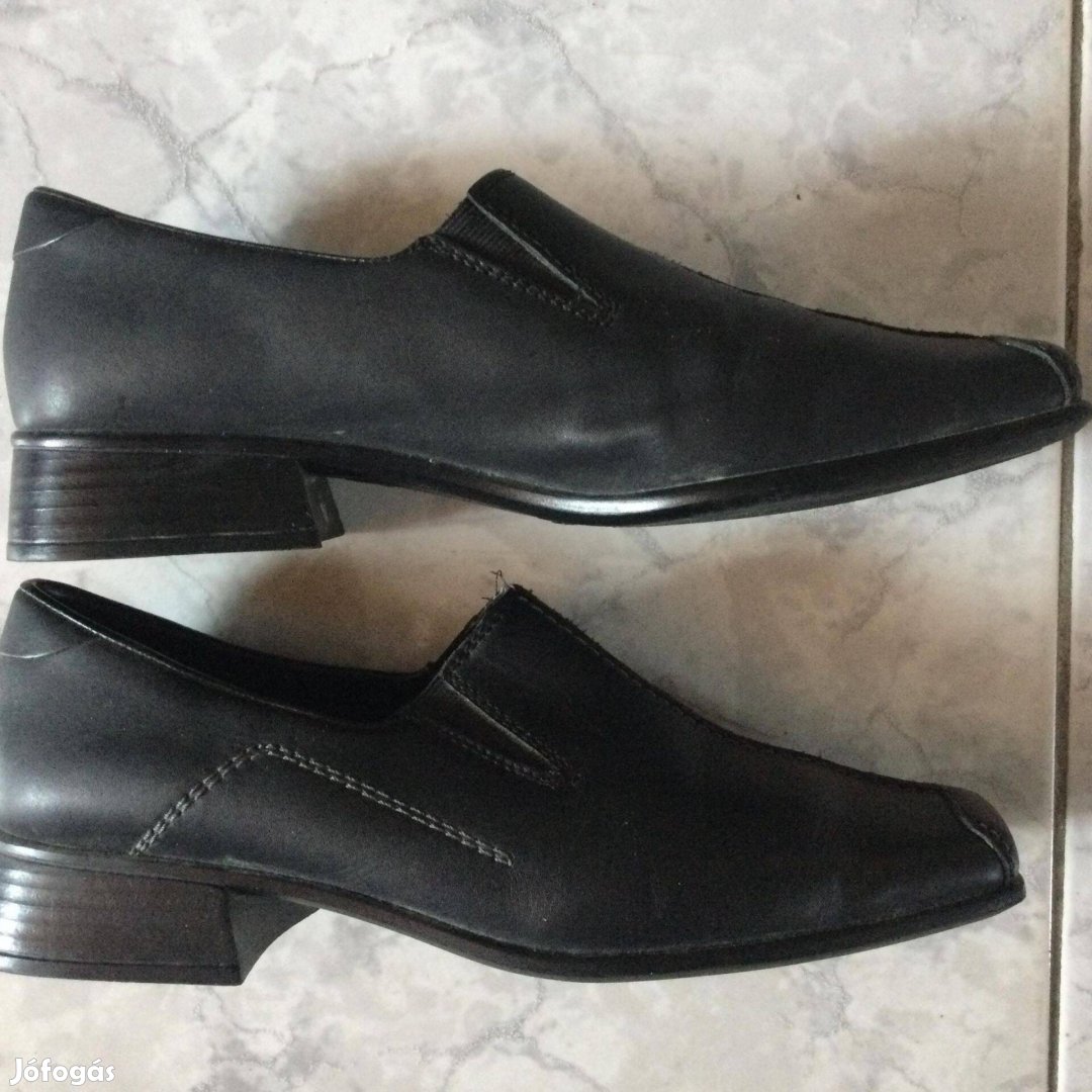 38-as Rieker fekete alkalmi bőr cipő alig használt állapotban eladó