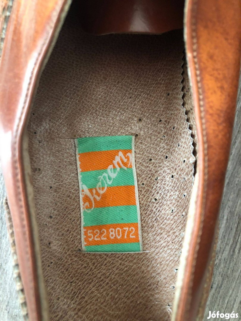 38-as bőr cipő eladó