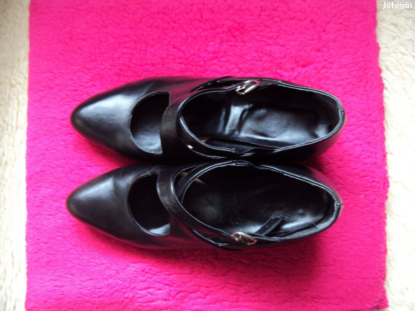 38-as női alkalmi bőr cipő