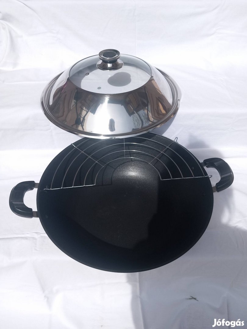 38 cm wok ,öntött vas új állapotban