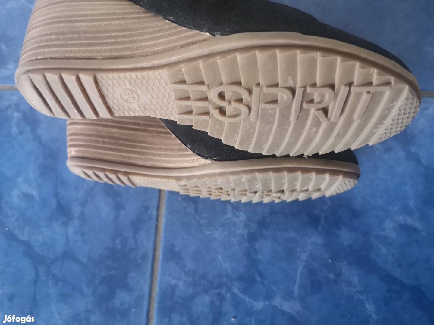 38 méretű női boka csizma