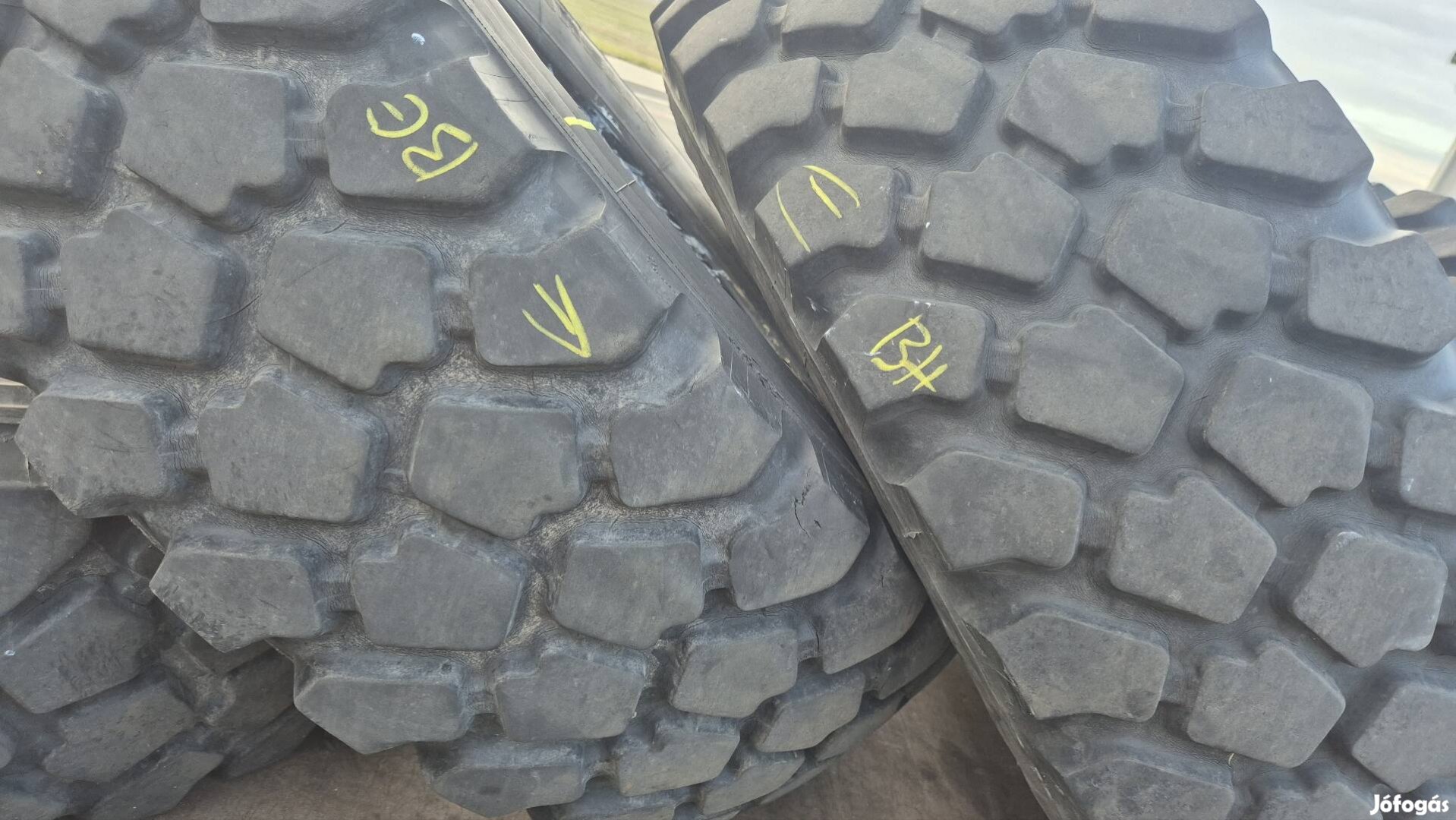 395/85R20 Michelin Xzl