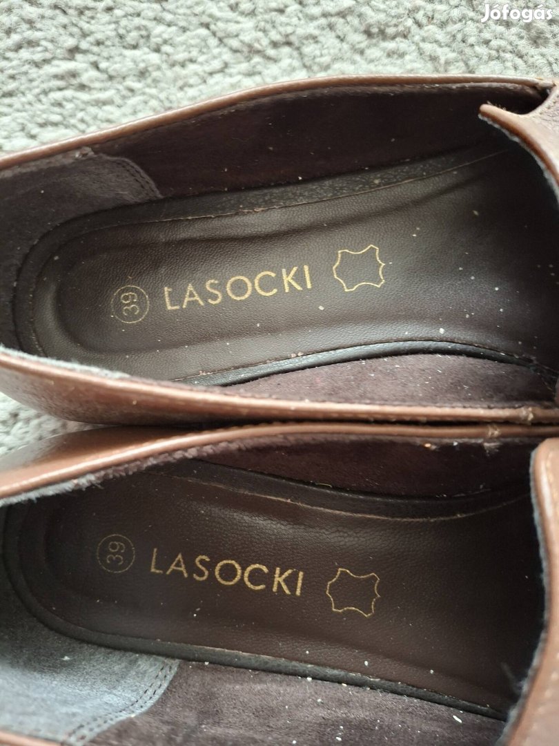 39 és Lasoczki bőr tavaszi cipő