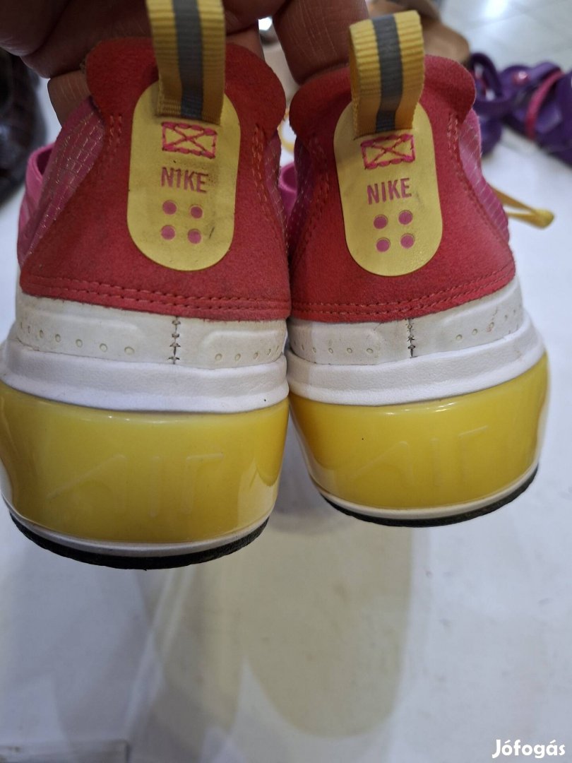 39-es Nike Air Max női spirtcipo