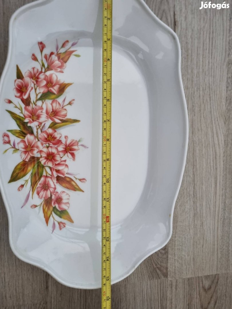 39cm-es kínáló tál müanyag