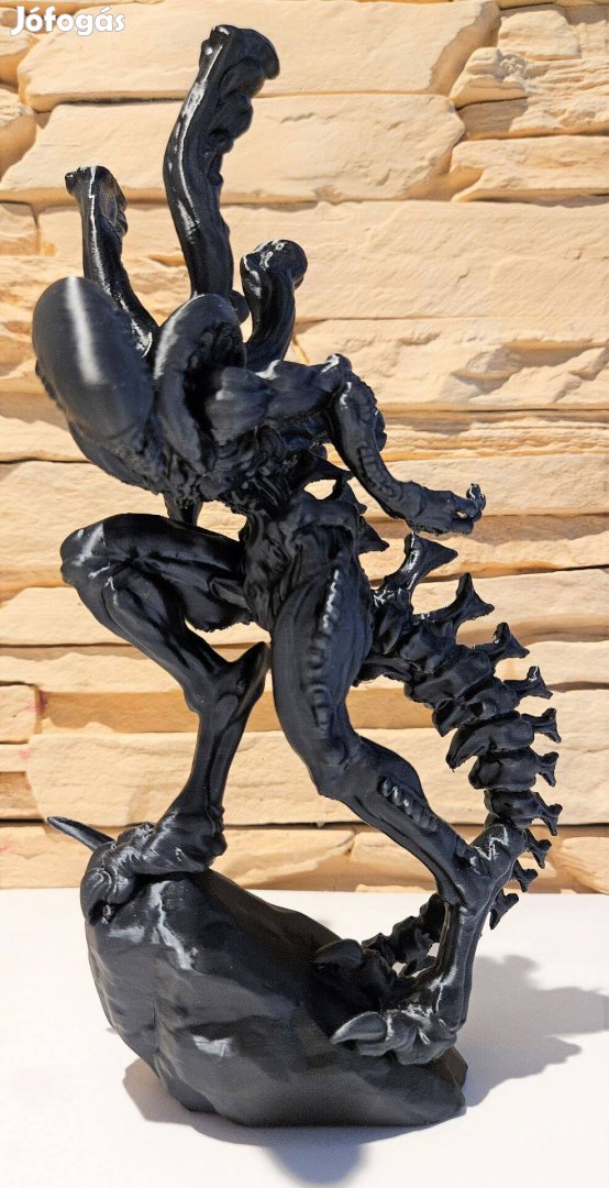 3D nyomtatott 24 cm magas Alien Xenomorph Szobor
