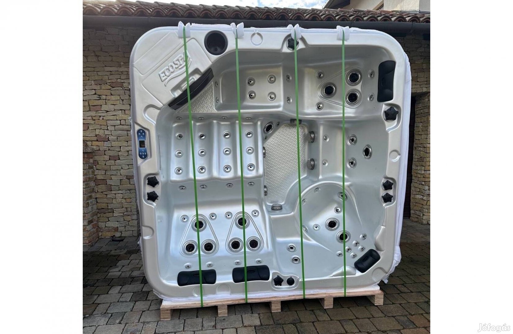 3Fekvő-3Ülős új Whirlpool Marina Wifis jakuzzi masszázsmedence jacuzzi
