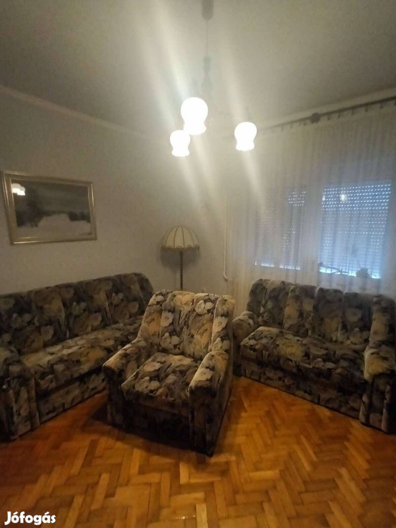 3-2-1 ülőgarnitúra eladó