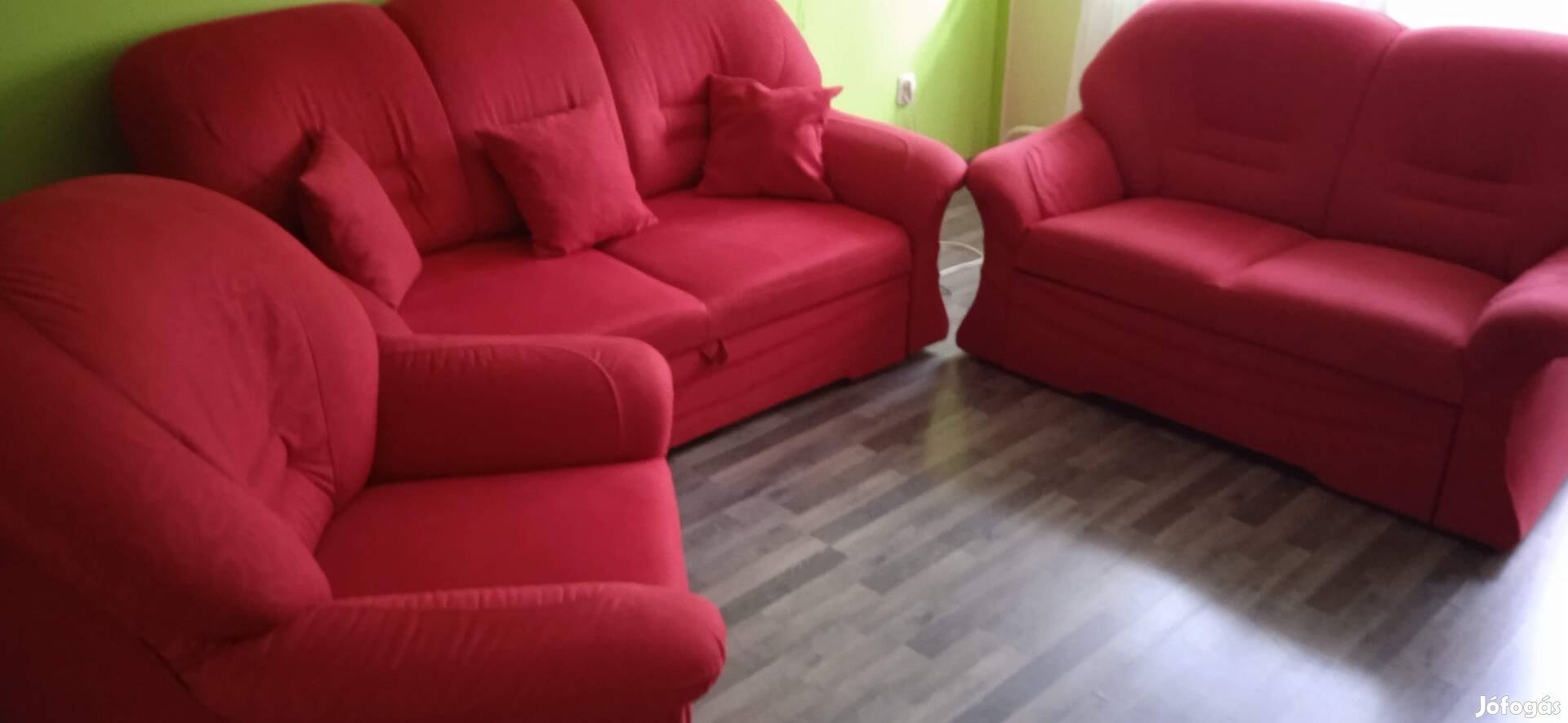 3+2 ágyazható kanapé+fotel is kihúzható szép állapotban eladó 