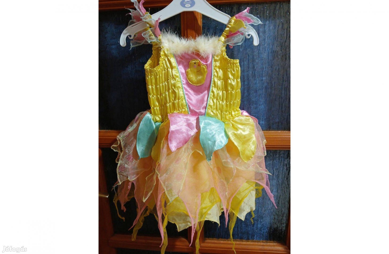 3-4 évesre csibe jelmez