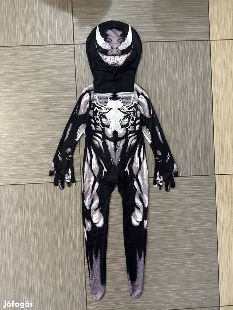 3-5 év 104-110 Venom jelmez maszkkal