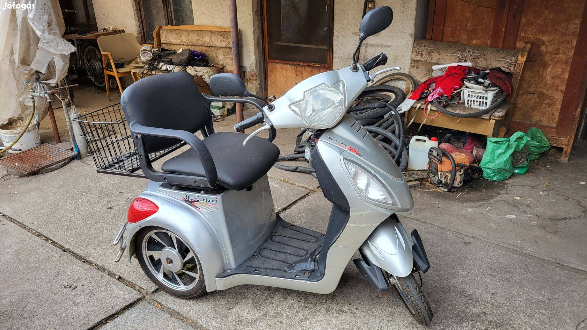 3 Kerekű Elektromos Moped Mozgáskorlátozott Kerékpár