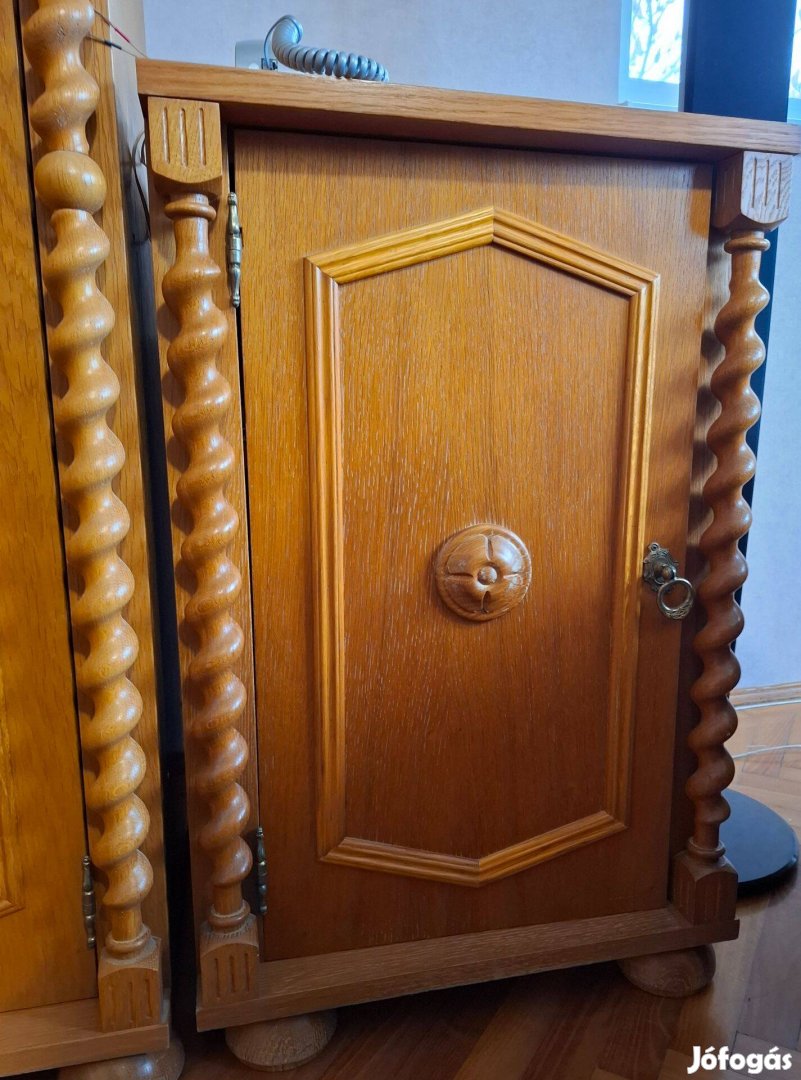 3 Komód , 1 éjjeli szekrény sürgősen eladó