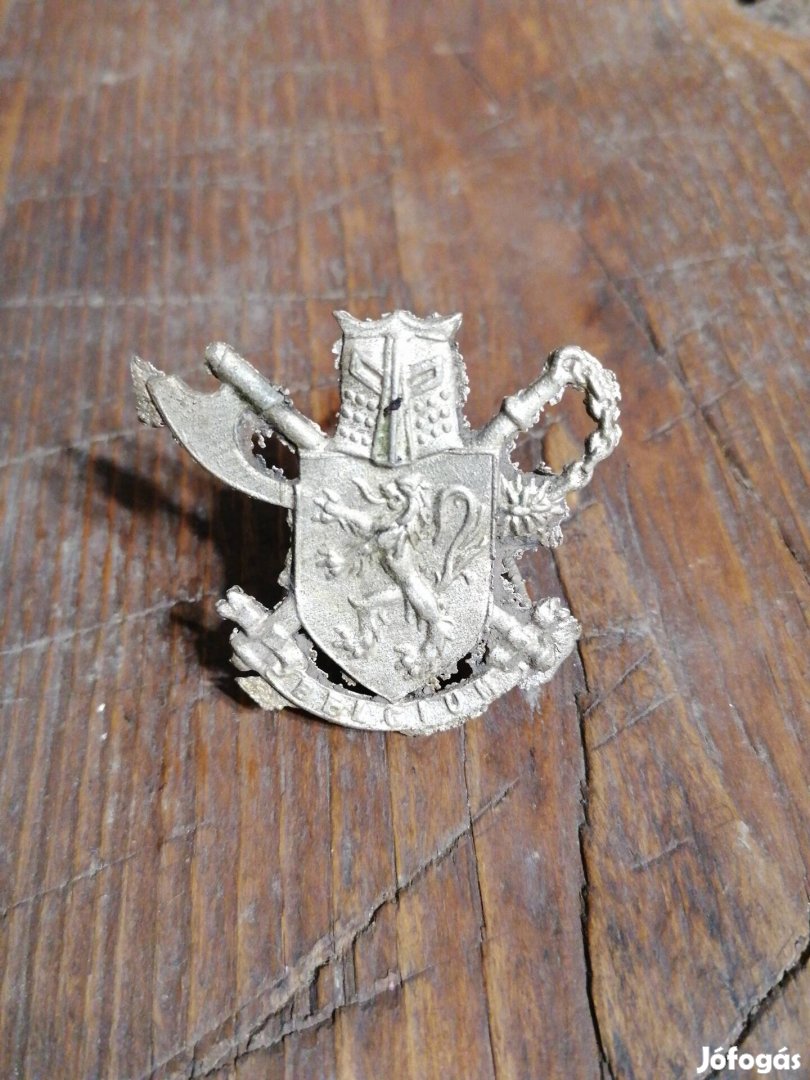 3.Para kommandó Belga sapkarózsa