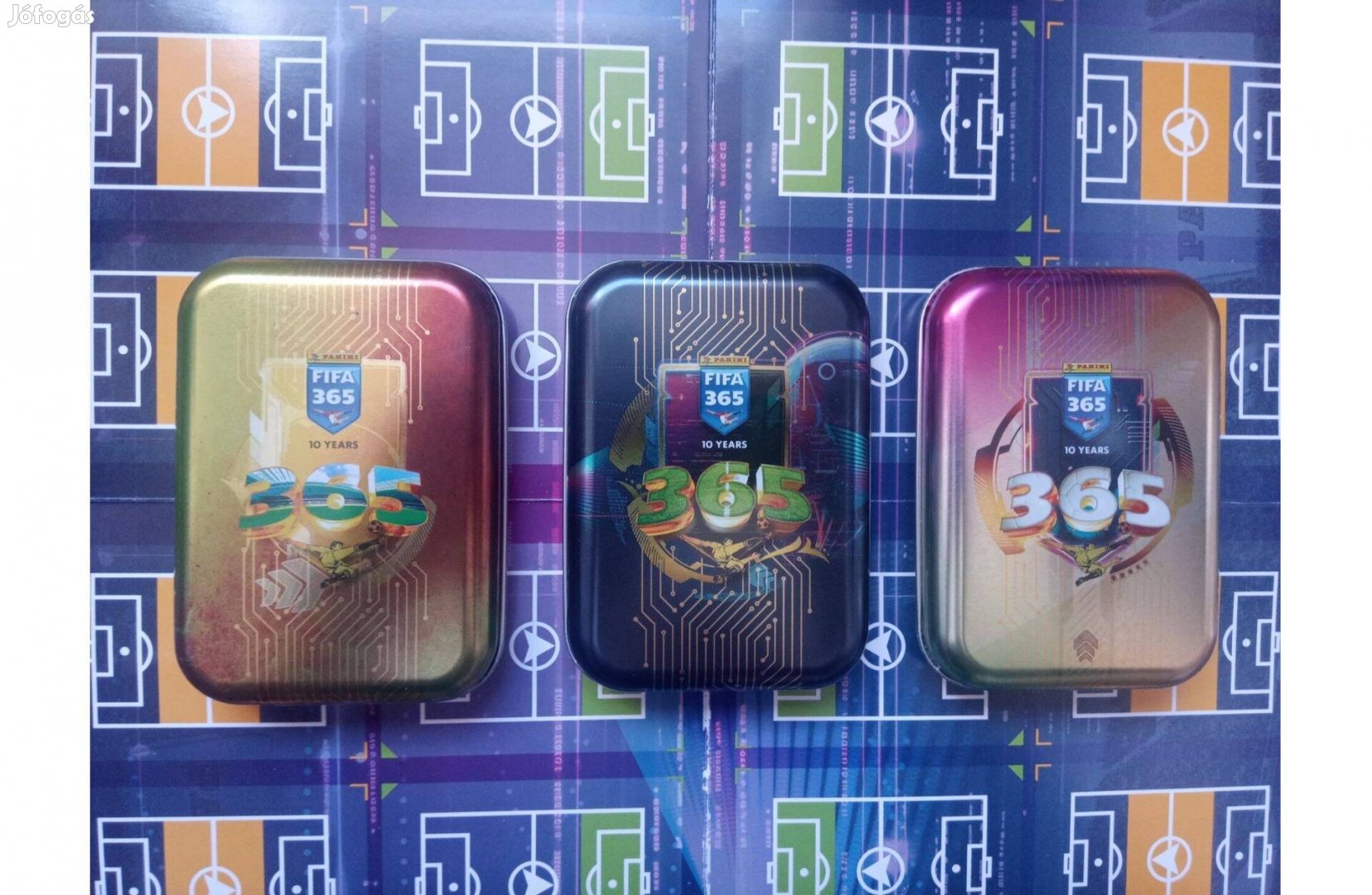 3 darab Fifa 365 2025 Kis Gyűjtői Limitált Fémdoboz Tavaszi akció