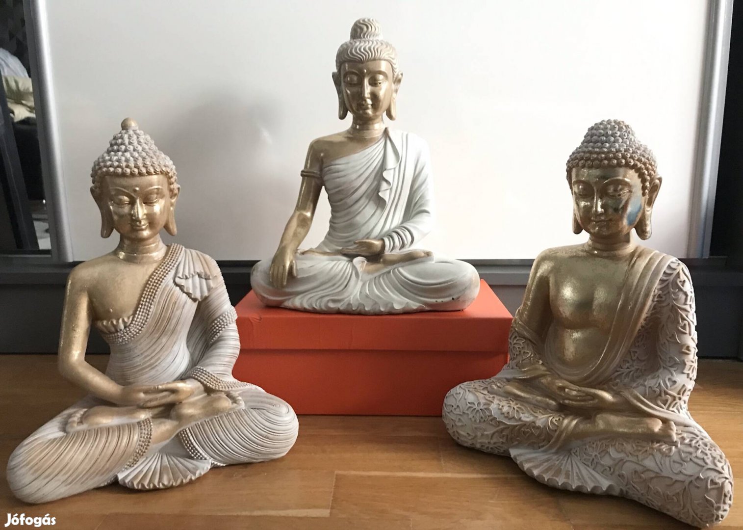 3 darabos Sakyamuni Buddha egyben eladó 