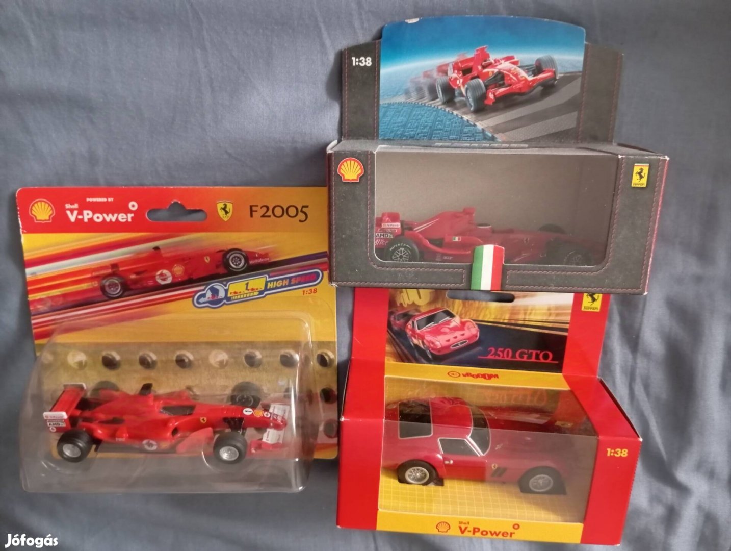 3 db Ferrari Forma 1 kisautó ,új,dobozos,mindegyik